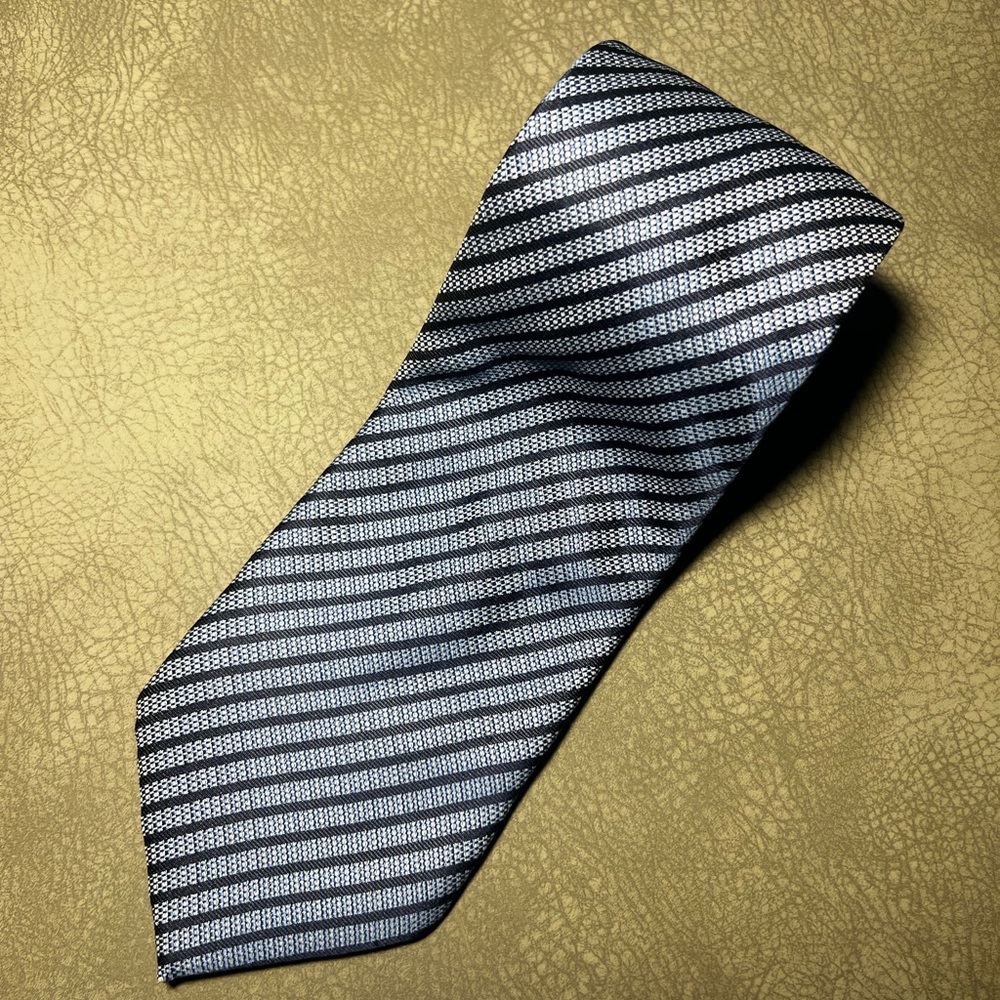 Hugo Boss 100% Silk Tie - NWOT